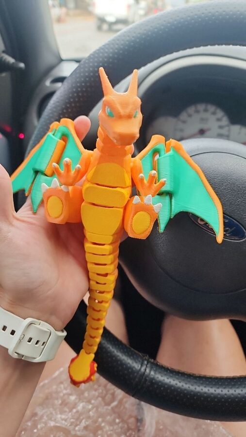 Pokémon Charizard Flexível